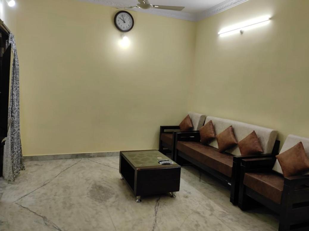 Home To Explore Food, History & Shopping Hyderabad Exteriör bild