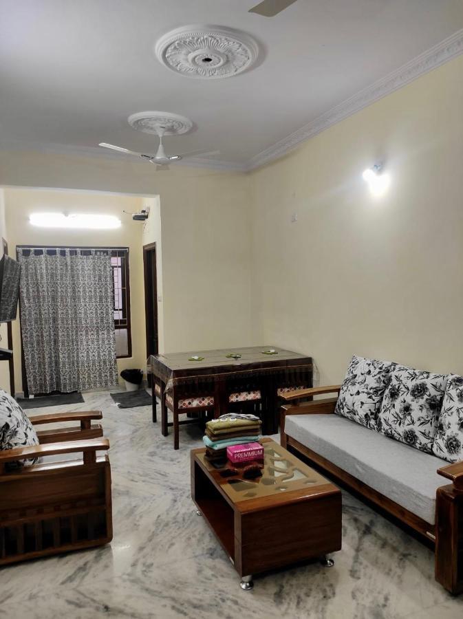 Home To Explore Food, History & Shopping Hyderabad Exteriör bild